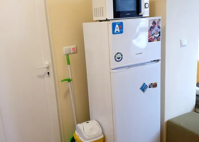 Viriks Han/Misafirhane 3*